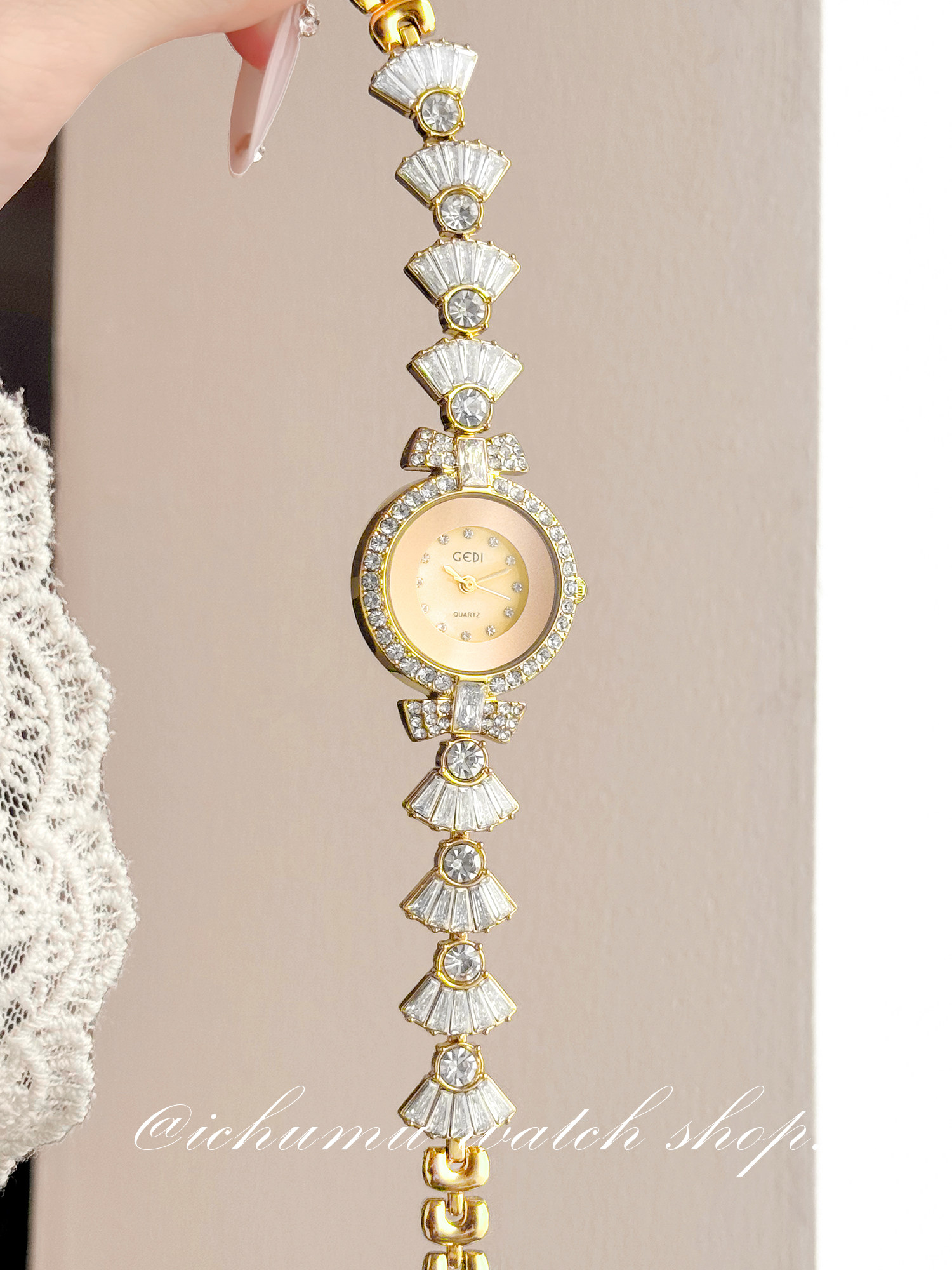 Zeemeermin dameshorloge Licht  - Luxury Watch Usa recensie en prijs